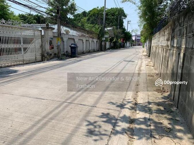 ให้เช่าบ้านเดี่ยว แบริ่ง ซ. 58  (หลังมุม เข้า-ออกได้หลายทาง) 102 ตรว.