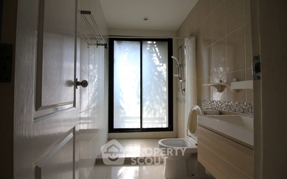 รูป คอนโด 1-ห้องนอน ที่ เอส วัน พระราม 9 ใน สวนหลวง (ID 320352) - รูปที่ 6/23