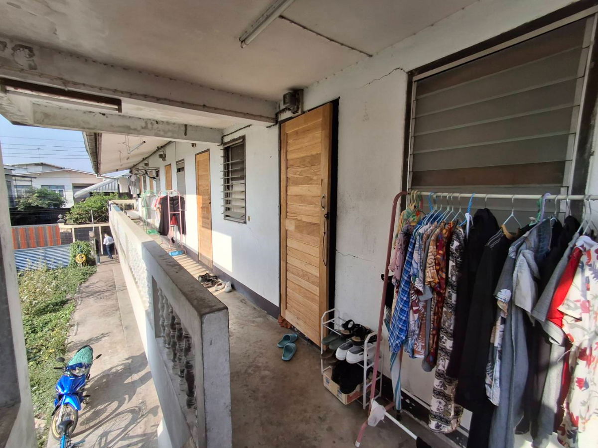 รูป 267AGPP อพาร์ทเม้นท์ Yield 16% รายได้ทันที ผู้เช่าเต็ม 12 ห้อง กระแสเงินสดเดือนละ 36,000 ราคาขายเพียง 2.6 ล้าน - รูปที่ 4/8