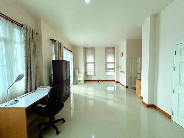 รูป สุขุมวิท 101 อ่อนนุช44 1.7กม. BTS ปุณณวิถี 1.9 กม. บ้าน 3 ชั้น 5 นอน 5 น้ำ 350 ตร.ม.พร้อมเฟอร์ฯครบ - รูปที่ 6/8