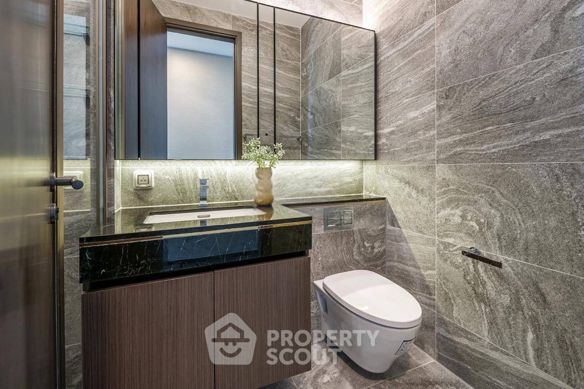 รูป คอนโด 2-ห้องนอน ที่ ดิ เอส สุขุมวิท 36 ใกล้ BTS ทองหล่อ (ID 2451461) - รูปที่ 12/13