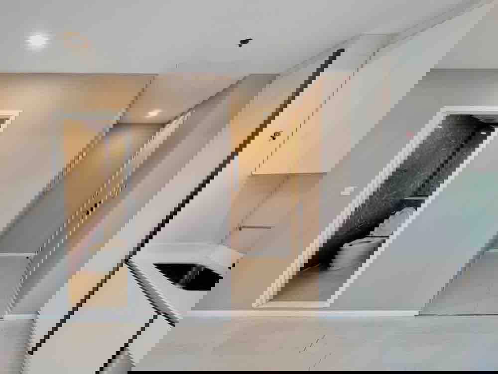 รูป 🟢ER25853 🟢ให้เช่า / For Rent Mazarine Ratchayothin | 2 ห้องนอน 1 ห้องน้ำ 1 ห้องนั่งเล่น |💰 25,000 บาท/เดือน - รูปที่ 10/16