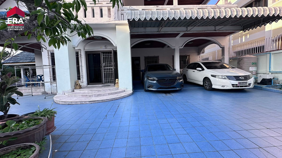 รูป ขายบ้านเดี่ยวศรีราชา หมู่บ้านตระกูลทอง หลังใหญ่ 2 ชั้น 86 ตร.ว. 5 ห้องนอน ใกล้เซ็นทรัลศรีราชา เพียง 3.85 ล้าน - รูปที่ 11/12