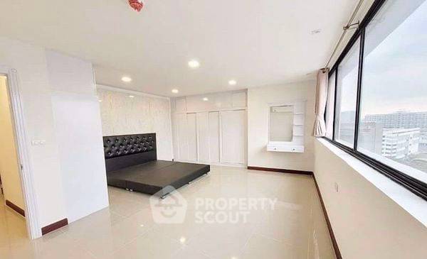 รูป คอนโด 3-ห้องนอน ที่ เพรสซิเดนท์ ปาร์ค คอนโดมิเนี่ยม ใกล้ MRT ศูนย์การประชุมแห่งชาติสิริกิติ์ (ID 993994) - รูปที่ 9/17