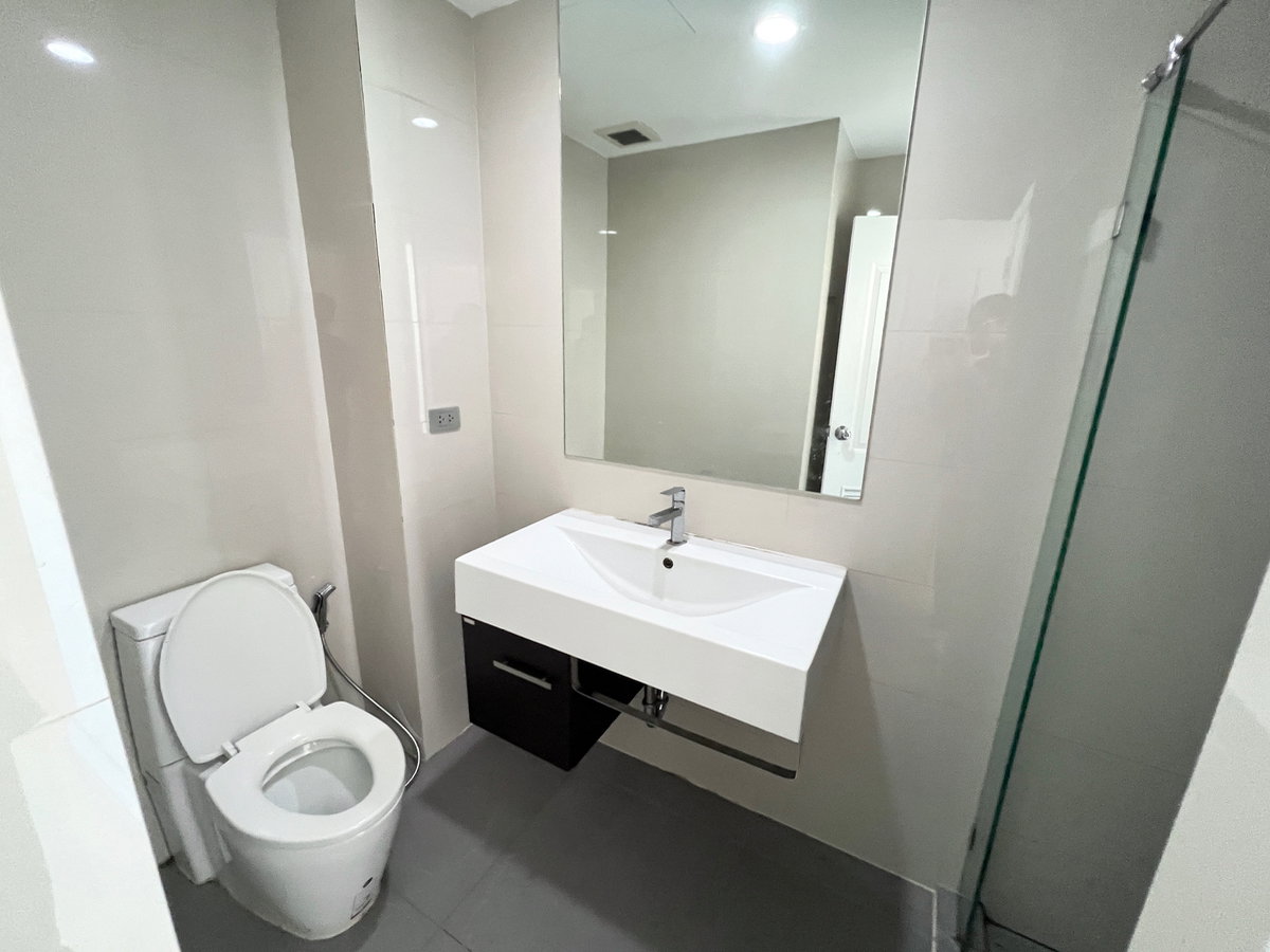 picture For rent: The Sky Sukhumvit, large room, affordable price. - 11/16