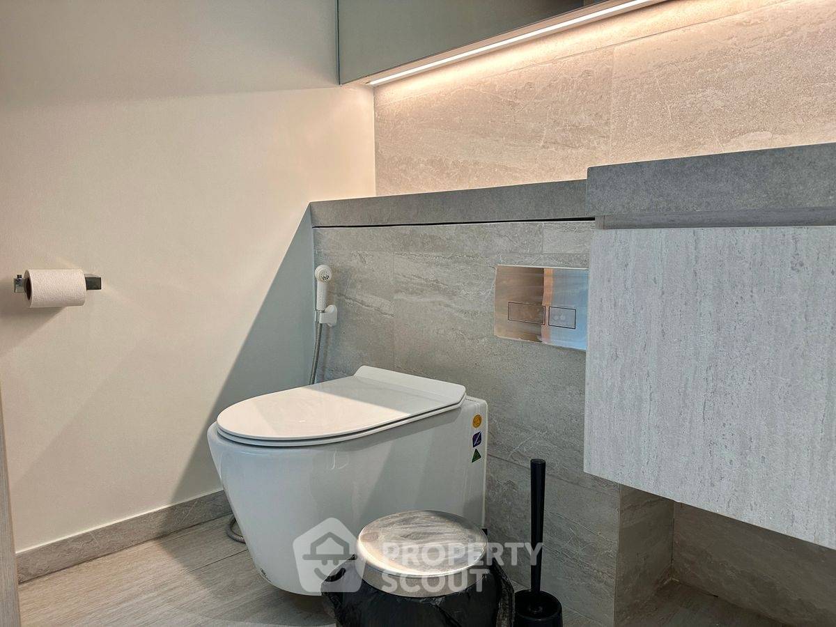 รูป คอนโด 1-ห้องนอน ที่ เดอะ ลอฟท์ สีลม ใกล้ BTS สุรศักดิ์ (ID 2705735) - รูปที่ 7/12