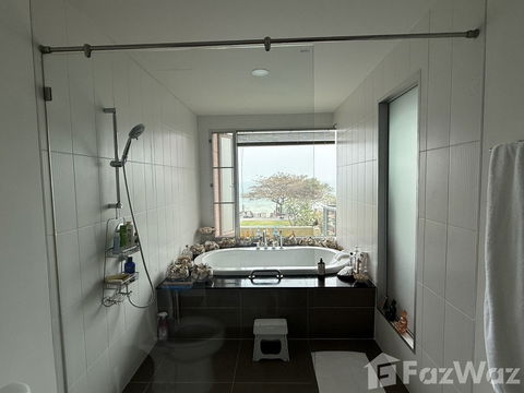 3 bedroom condo on the beach 5994966