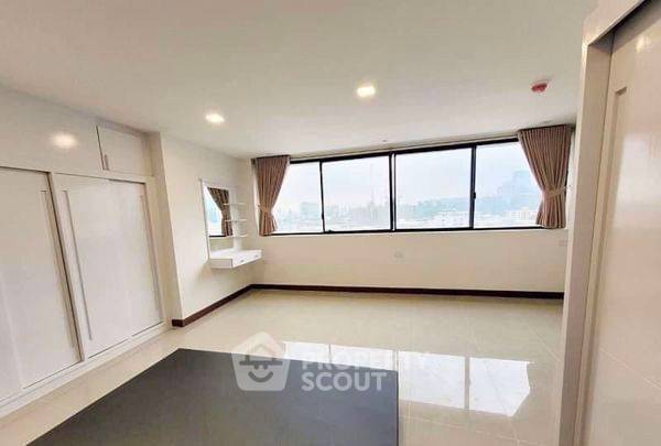 รูป คอนโด 3-ห้องนอน ที่ เพรสซิเดนท์ ปาร์ค คอนโดมิเนี่ยม ใกล้ MRT ศูนย์การประชุมแห่งชาติสิริกิติ์ (ID 993994) - รูปที่ 11/17