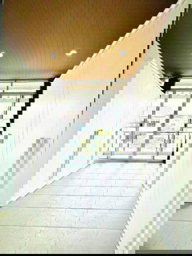 รูป 📢 [ให้เช่า] ✨ RARE ITEM! ✨ บ้านกลางเมือง เออร์บาเนี่ยน ศรีนครินทร์, ทาวน์โฮมแต่งสวย 3 ชั้น, 3 ห้องนอน 3 ห้องน้ำ, ทำเลโซนดีที่สุด เยื้องพาราไดซ์พาร์ค - รูปที่ 9/17