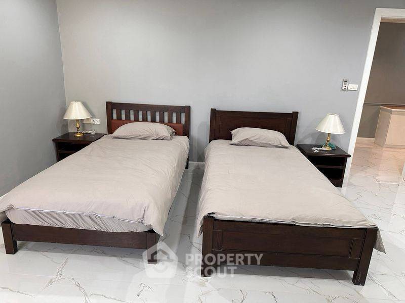 รูป คอนโด 3-ห้องนอน ที่ บ้านสวนเพชร คอนโดมิเนียม ใกล้ BTS พร้อมพงษ์ (ID 2695535) - รูปที่ 13/15