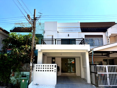 Townhouses for sale The Square Bang Yai : HOT DEAL Townhome New Renovated Minimal Modern Near MRT, Nonthaburi