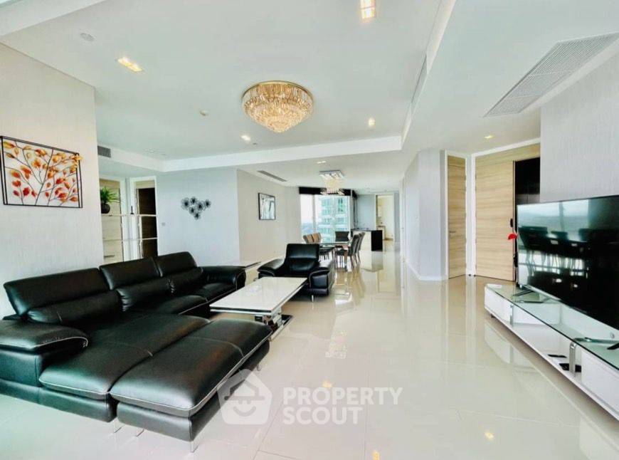 รูป คอนโด 3-ห้องนอน ที่ รีเฟล็คชั่น จอมเทียน บีช พัทยา ใกล้ เมืองพัทยา (ID 1569308) - รูปที่ 3/19