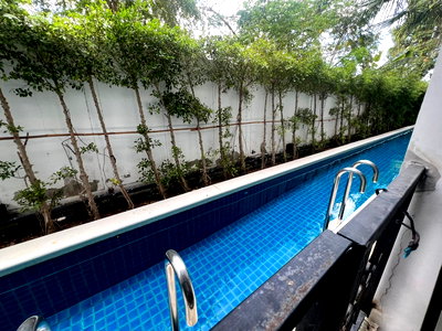 Condos for sale : FQ: Pool Access Condo in Espana Jomtien Condo Pattaya 1bed 1bath