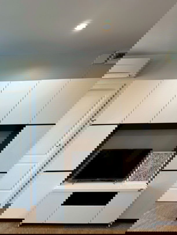 picture OMG1719  [ The Tree Bang Po station ]  Renovated 2 Bedroom unit - for RENT 9-Mar-26 - 3/14