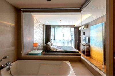 Condos for rent : 🎊 For rent condo VIA BOTANI Building 1, Floor 3,1 bed room, Room size 47.00 sqm