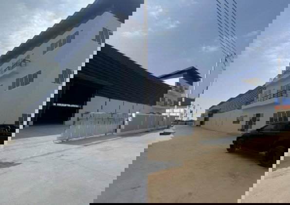 รูป ให้เช่าโกดังพร้อมสำนักงาน 3 ชั้น สร้างใหม่ /ทำเล โคกขาม สมุทรสาคร / ใกล้ การไฟฟ้า โคกขาม / พื้นที่สีชมพู ขอใบอนุญาต ร.ง.4 ได้ / รถเทรลเลอร์เข้าออกได้ - รูปที่ 6/10