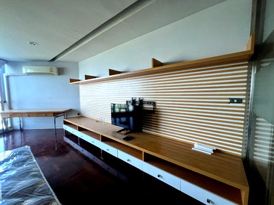 คอนโดให้เช่า : NS Tower 128 sq.m. Please add LINE ID @806qphgn o8415o5483