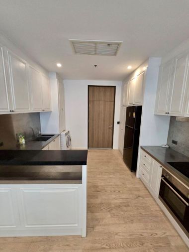 Noble Remix Thonglor for Rent ( BTS Thonglor)