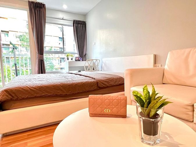 ให้เช่า คอนโด we condo เอกมัย-รามอินทรา สตูดิโอ 27 ตรม. ชั้น 4 เพียง 8,000 บาท