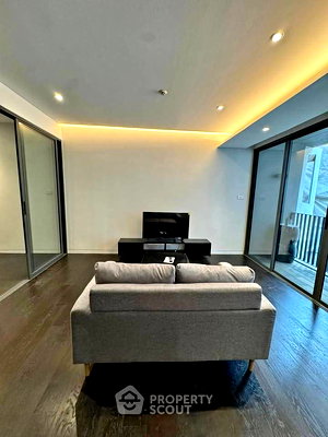 Condos for sale : 2-BR Condo at Siamese Gioia near MRT Phetchaburi (ID 2530071)