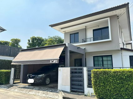 รูปภาพ ให้เช่าบ้านเดี่ยว อารียา โคโม่ บางนา (57 ตร.ว.) 3 นอน 3 น้ำ มีบริเวณสวน