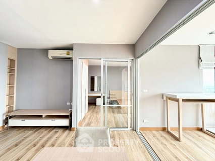 1-BR Condo at Rhythm Ratchada near MRT Ratchadaphisek (ID 2709930)