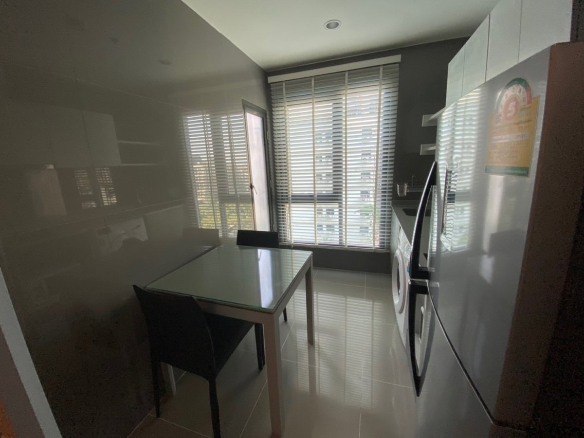 picture For rent Centric Ratchada-Huaykhwang - 7/10