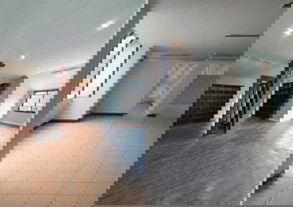 รูป ให้เช่าอาคาร / Home Office 4.5 ชั้น ย่านทาวน์อินทาวน์ ถนนศรีวรา / แอร์ 7 เครื่อง / จอดรถ 7 คัน / เหมาะเป็นสำนักงาน จดบริษัทได้ - รูปที่ 11/11