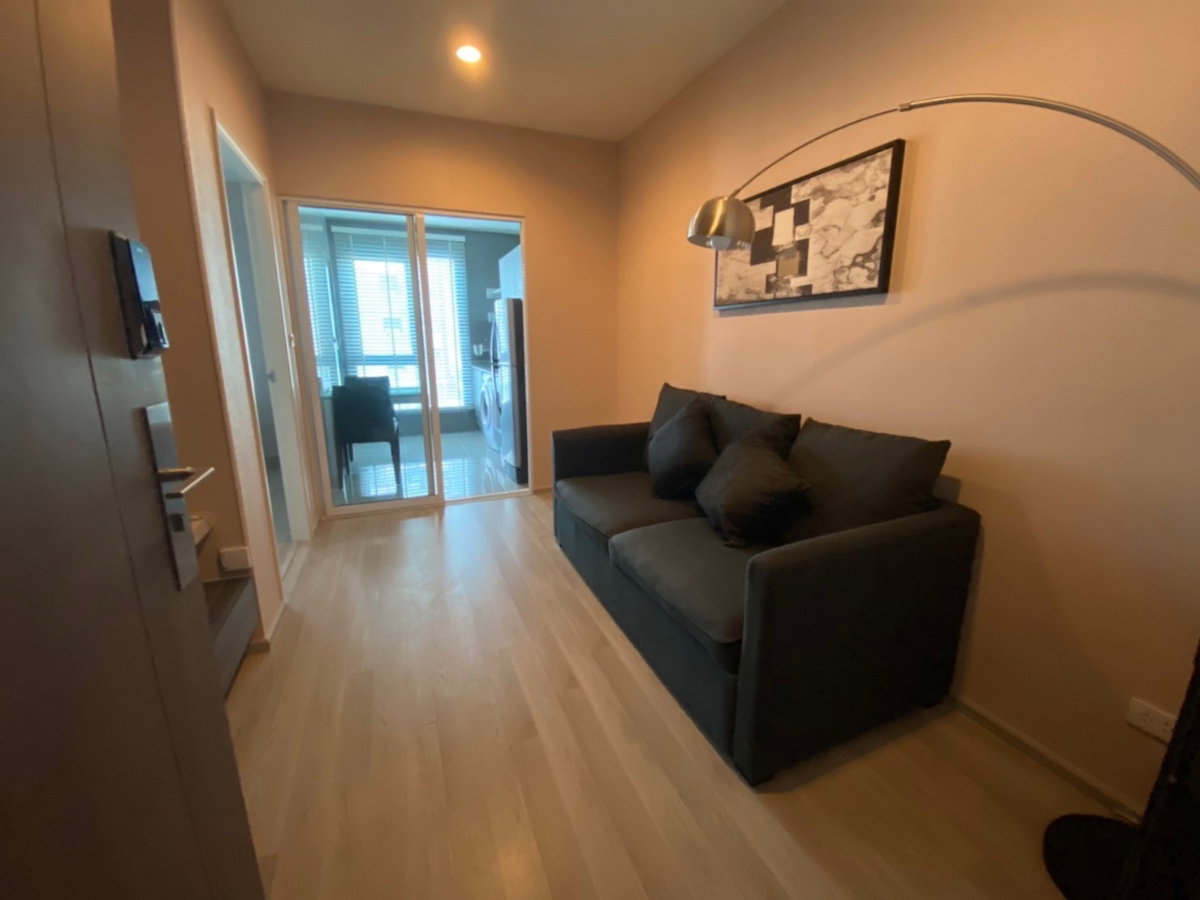 picture For rent Centric Ratchada-Huaykhwang - 1/10