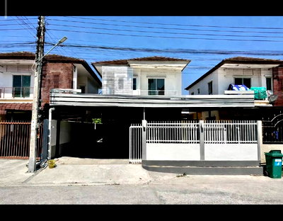 บ้านเดี่ยวให้เช่า : ให้เช่าบ้านเดี่ยว คุ้มเกล้า ใกล้สนามบินสุวรรณภูมิ