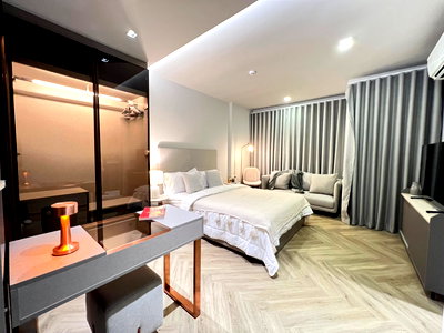 Condos for rent Soi Thonglor (Sukhumvit 55) : #SC12144  📌 Rent | 🟦🟨Chapter Thonglor 25🟥🟩𝑪𝒐𝒏𝒕𝒂𝒄𝒕𝑳𝑰𝑵𝑬:@𝒔𝒆𝒄𝒓𝒆𝒕𝒑𝒓𝒐𝒑𝒆𝒓𝒕𝒚 🔥✨