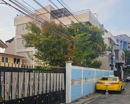 รูป ให้เช่าโฮมออฟฟิศ 3 ชั้น / พื้นที่ใช้สอยกว่า 480 ตารางเมตร บางนา ตราด 21 / ใกล้ Central บางนา /เป็น Office จดบริษัทได้ - รูปที่ 2/13