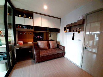 คอนโดให้เช่า : ให้เช่าคอนโด ไลฟ์ สุขุมวิท 62 อาคาร 1 ชั้น 23 1 ห้องนอน ขนาด 30 ตรม ใกล้ วิทยาลัยเทคโนโลยีกรุงเทพ