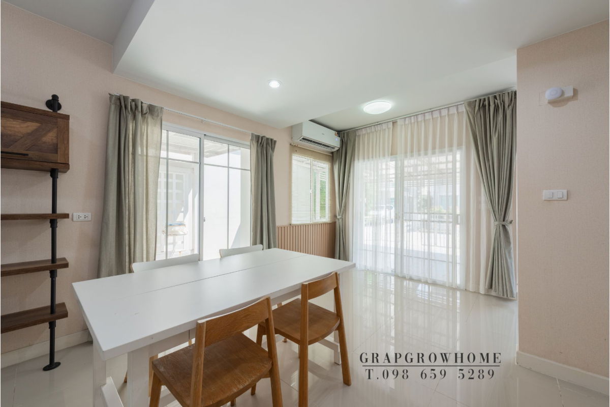 รูป ให้เช่า บ้านแฝดหลังมุม พร้อมอยู่ เดอะ วิลเลจ บางนา–วงแหวน 2 ใกล้เมกะบางนา เพียง 10 นาที | เลี้ยงสัตว์เล็กได้ - รูปที่ 13/39