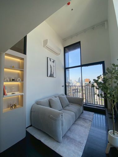 💎ห้อง 2 ชั้น Duo Space, ฝ้าเพดานสูง ห้องมุม วิวพระอาทิตย์ตกดิน ห้องว่างให้คุณจับจอง ✨