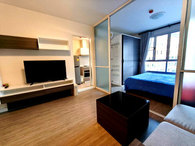 Condos for rent 700 Year Sports Arena Chiang Mai : Dcondo Ping pool view 5th floor for rent