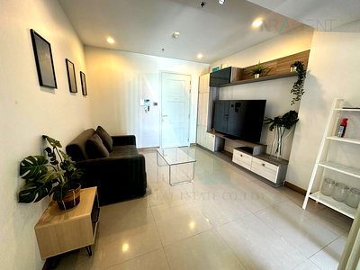 คอนโดให้เช่า : ให้เช่าคอนโด ศุภาลัย เวลลิงตัน 2 อาคาร 2 ชั้น 11 1 ห้องนอน ขนาด 42 ตรม ใกล้ โรงละครสยามนิรมิตร