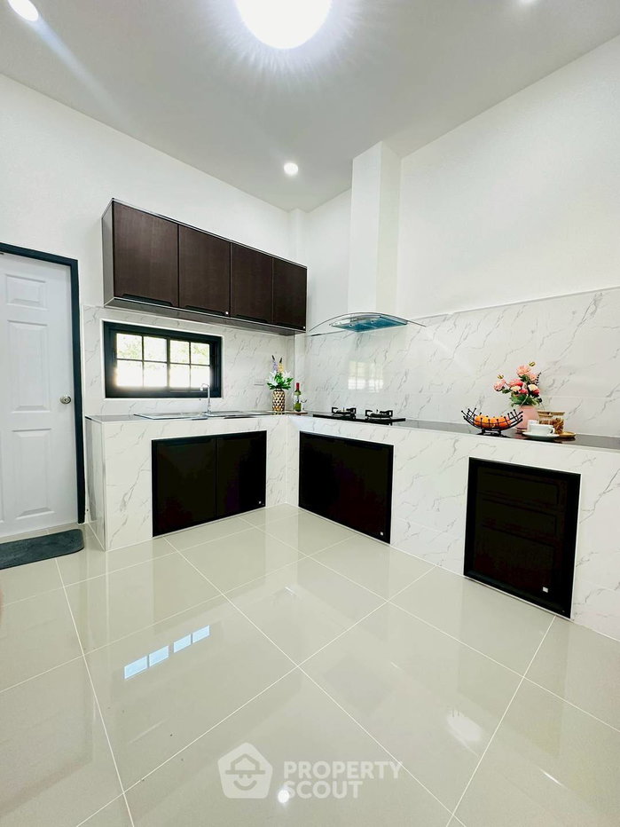 รูป บ้าน 3-ห้องนอน ที่ รัตนากร วิลเลจ 18 ใกล้ เมืองพัทยา (ID 2709935) - รูปที่ 14/15