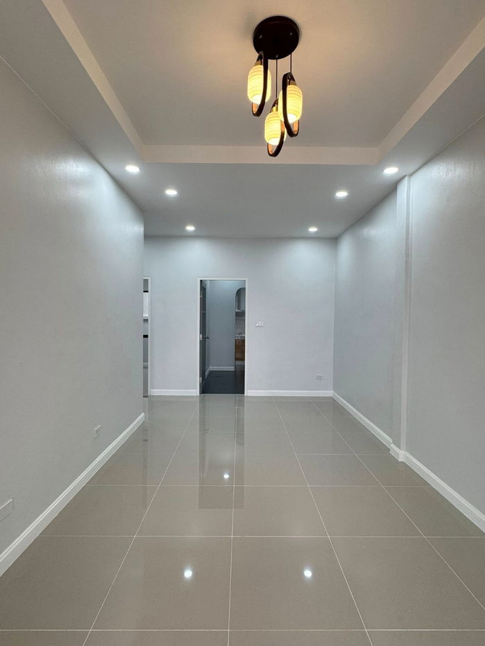 รูป 🏡 บ้านรีโนเวทใหม่ โซนสามกอง–ราชภัฏ 2 ห้องนอน ราคา 3.19 ล้าน - รูปที่ 7/15