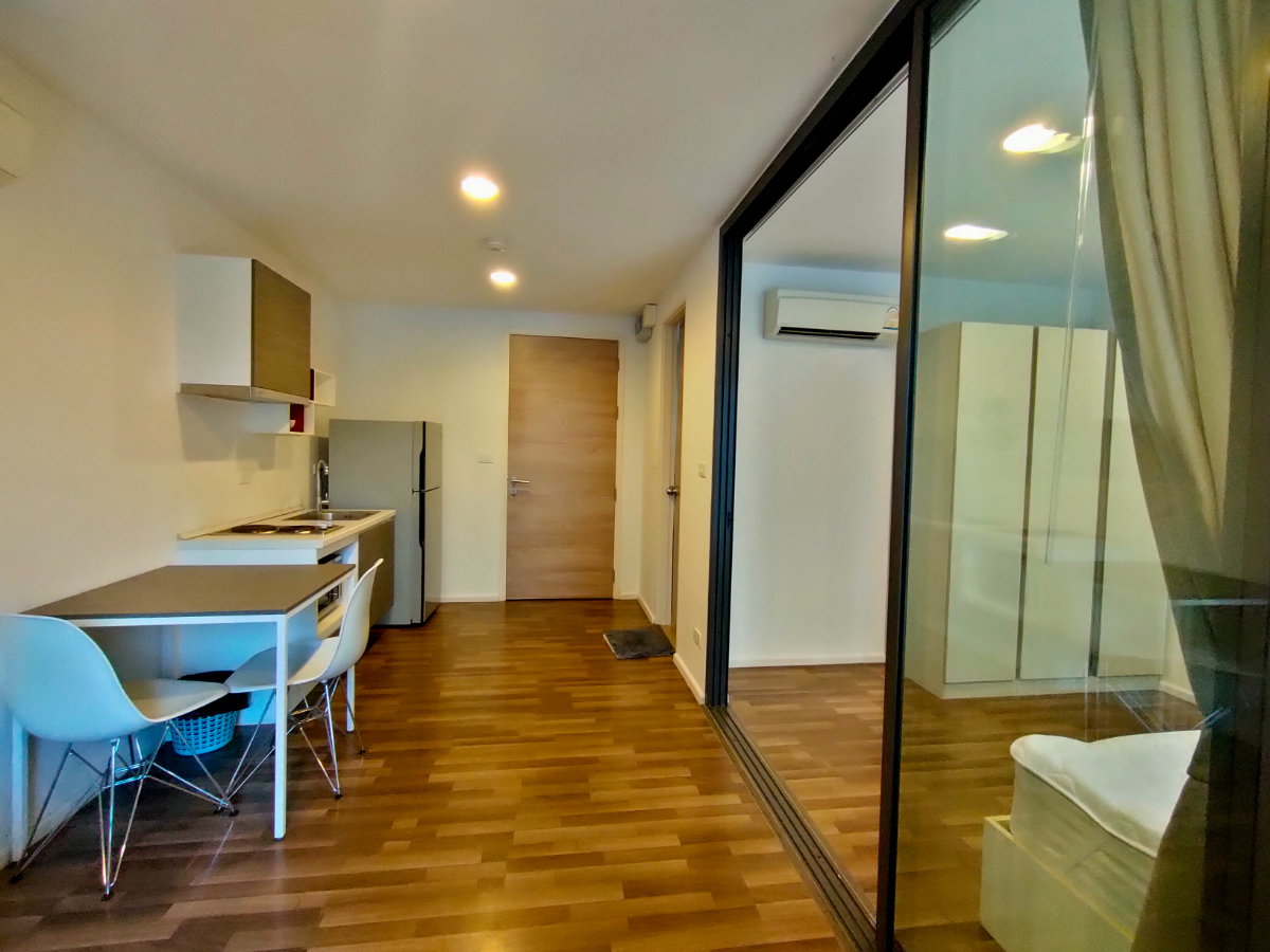 รูป [[ให้เช่า]]คอนโด 🔖✨ ใกล้เดอะมอลล์บางกะปิ mrtแยกลำสาลีคอนโด ลิฟวิ่งเนสท์ รามคำแหง พร้อมเข้า 1/4/26💥💥 - รูปที่ 2/11