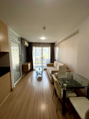 Condos for sale : Urgent Sale! The Wing Place Condominium, near Suan Dok Hospital and Faculty of Dentistry. Tel: 098-9690236(Janny)