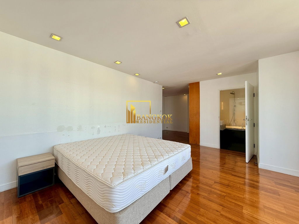 picture Expansive 4 Bedroom Apartment For Rent in Asoke Area - BR21136AP - 29/53