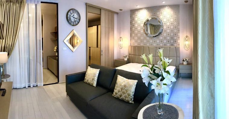 For rent: Noble Ploenchit, luxuriously decorated, fully furnished, beautiful room, excellent value. Code DS1246 Line: @Dstay
