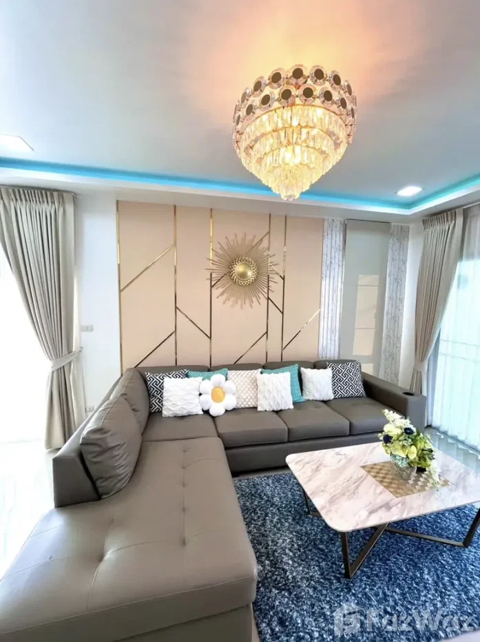 picture 3BR Two-Storey Detached House – Soi Chaiyapruek 2 6090236 - 11/19