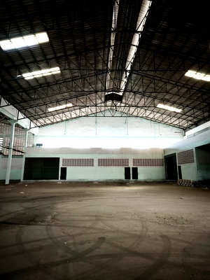 เช่าโรงงาน สมุทรปราการ : โกดังคลังสินค้าให้เช่า 4,000 ตรม. ติดถนนบางพลี ห่างจากถนนบางนา 1 กม. ใกล้สนามบินสุวรรณภูมิ