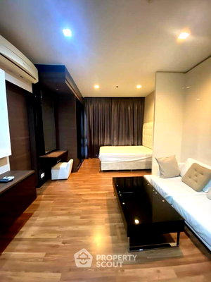 Condos for rent Din Daeng : Studio Condo at Ivy Ampio Rachada - Rama 9 near MRT Thailand Cultural Centre (ID 2589808)