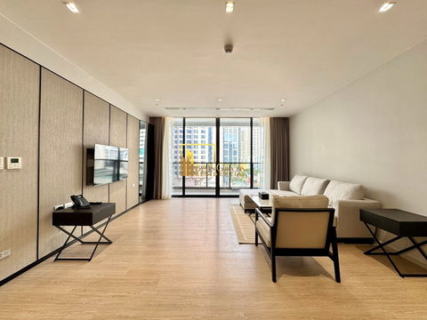 Contemporary 3 Bed Serviced Apartment in Prime Asoke Area - BR30305SA