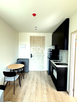 คอนโดให้เช่า : 🔥18K-ห้องใหม่แกะกล่อง 1นอน ชั้นสูงสุด25+ เฟอร์จัดเต็มมาก ห้องแต่งครบ พร้อมอยู่ คอนโดใหม่ทำเลดี ใกล้ MRT พระราม 9  @  NUE District R9 