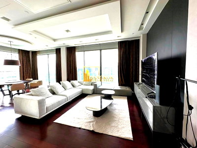 คอนโดให้เช่า : Le Raffine 39 | Luxurious 3 Bedroom Duplex Condo With Pool - BR10795CD