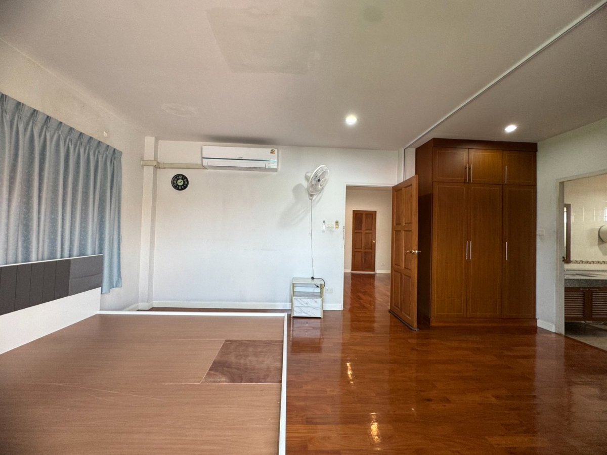 รูป ให้เช่าบ้านเดี่ยวซอยโชคชัย4 บ้านเช่าสวยราคาดี (N.2020) - รูปที่ 20/23